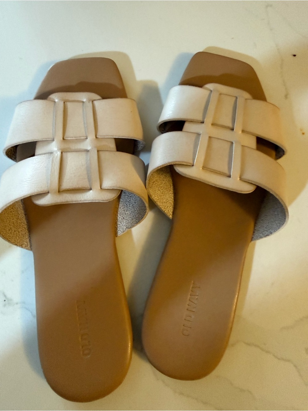 Old Navy Cream Woven Slide Sandals